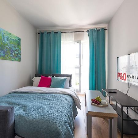 Okecie Airport Studio Bakalarska 2 P&O Serviced Apartments Varsó Kültér fotó