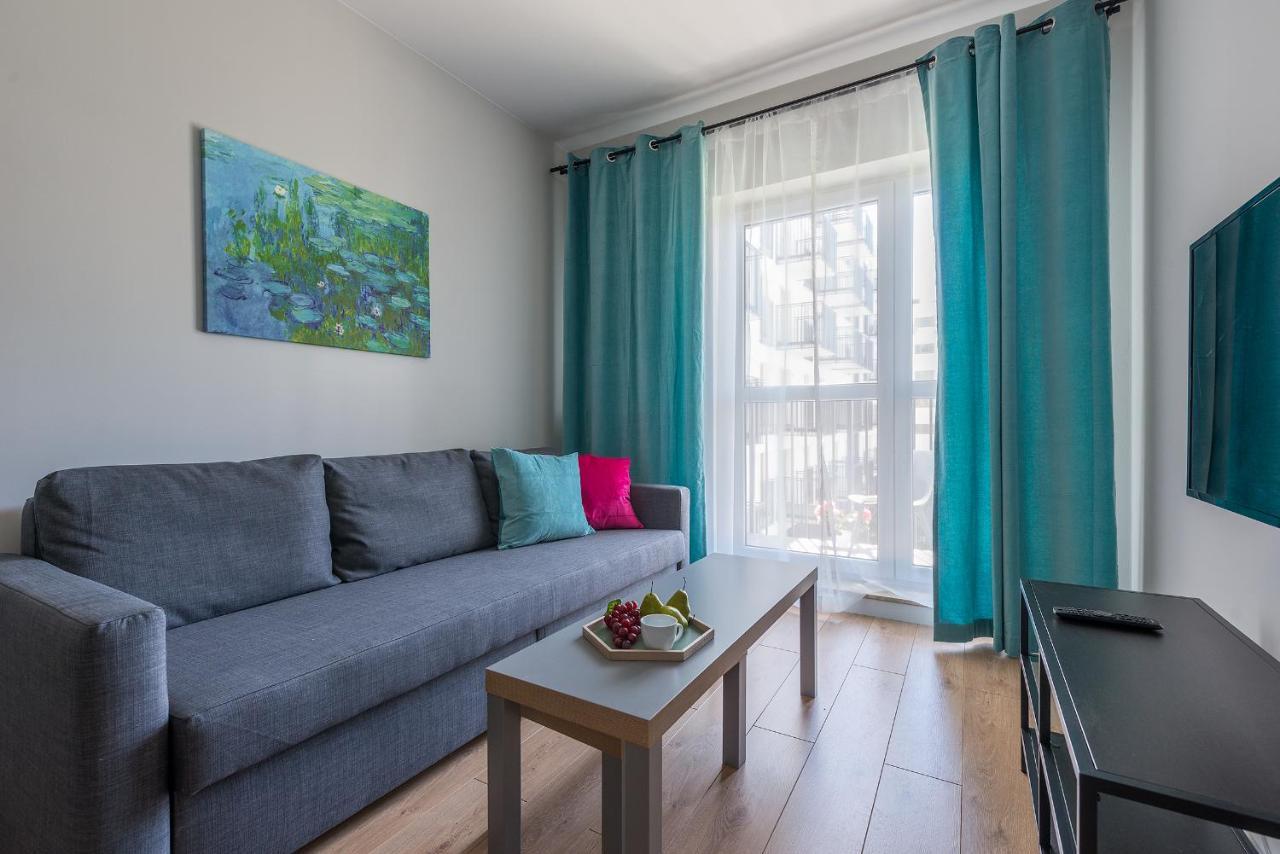 Okecie Airport Studio Bakalarska 2 P&O Serviced Apartments Varsó Kültér fotó