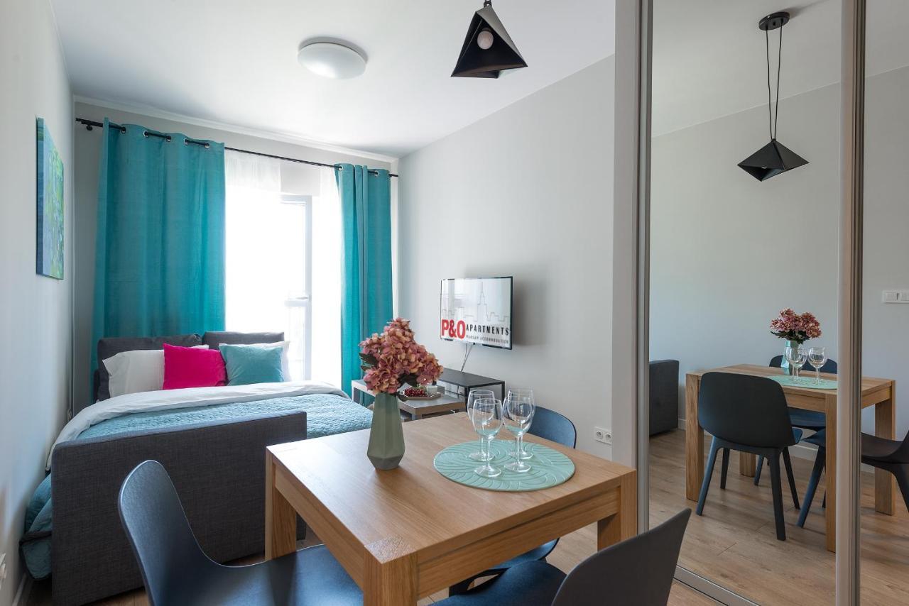 Okecie Airport Studio Bakalarska 2 P&O Serviced Apartments Varsó Kültér fotó