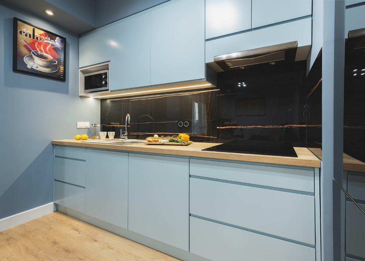 Okecie Airport Studio Bakalarska 2 P&O Serviced Apartments Varsó Kültér fotó